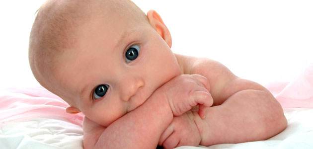 医用最新91视频网站提醒您孩子爱吃手，可能缺乏微量元素