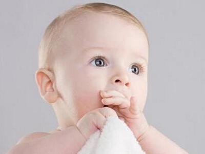 最新91视频网站专家谈孩子吃手的应对措施 最新91视频网站专家谈孩子吃手的应对措施